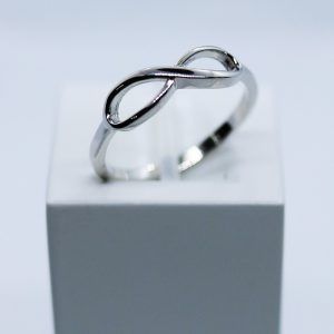 Anillo plata infinito